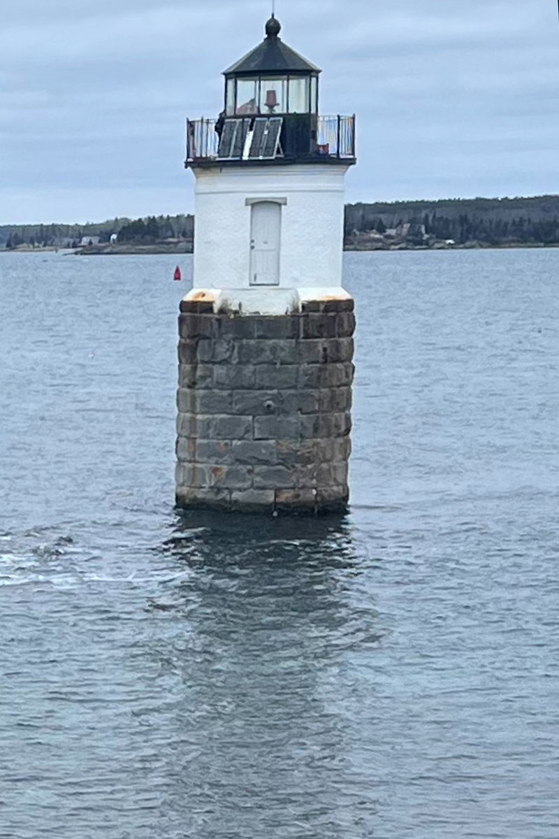 Ram Island solar on tower 2024 1.49 MB